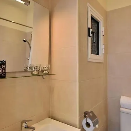 Apartmán Vallettastay - Lucky Star - 402
